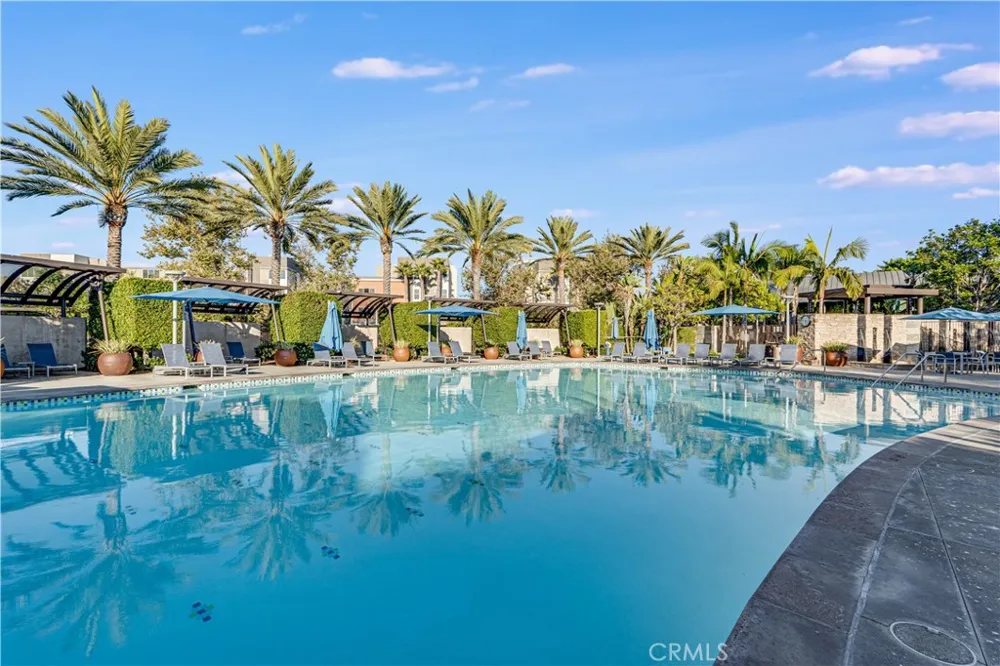 507 Rockefeller Irvine, CA 92612