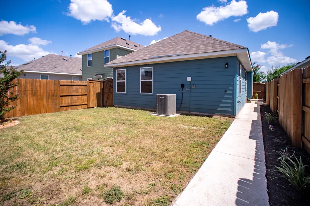 1174 Esplanade Parkway San Marcos, TX 78666