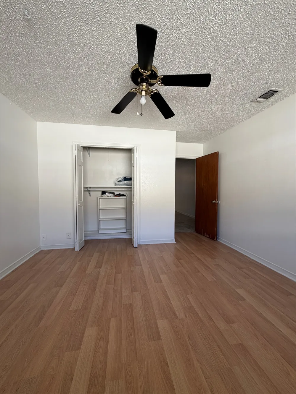 2406 W Broadview Street Greenville, TX 75402