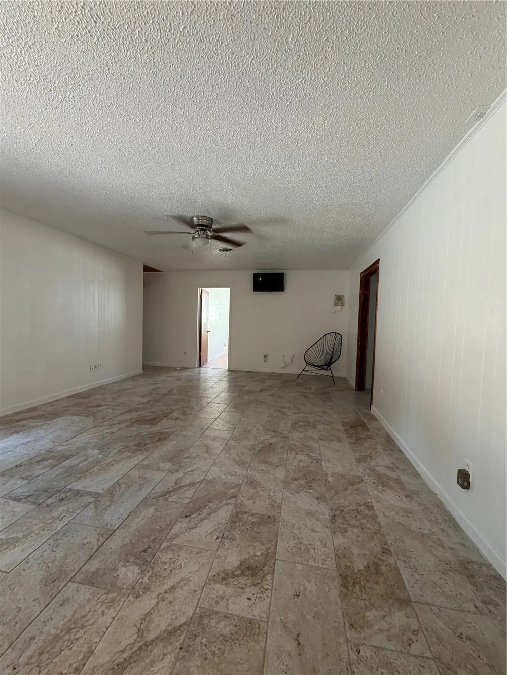 2406 W Broadview Street Greenville, TX 75402