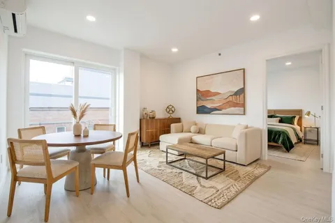 13450 BLOSSOM AVENUE #4F