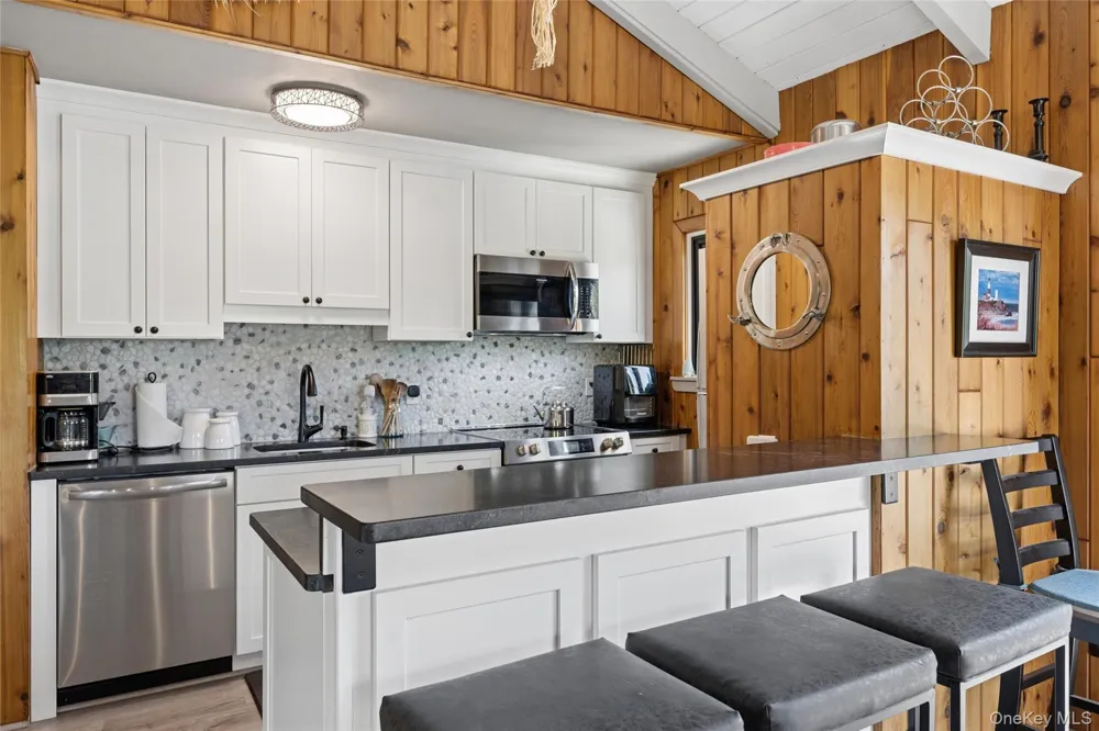 113 Duryea Avenue Montauk, NY 11954