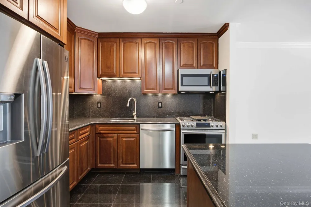 23 E 128th Street #2F New York (Manhattan), NY 10035