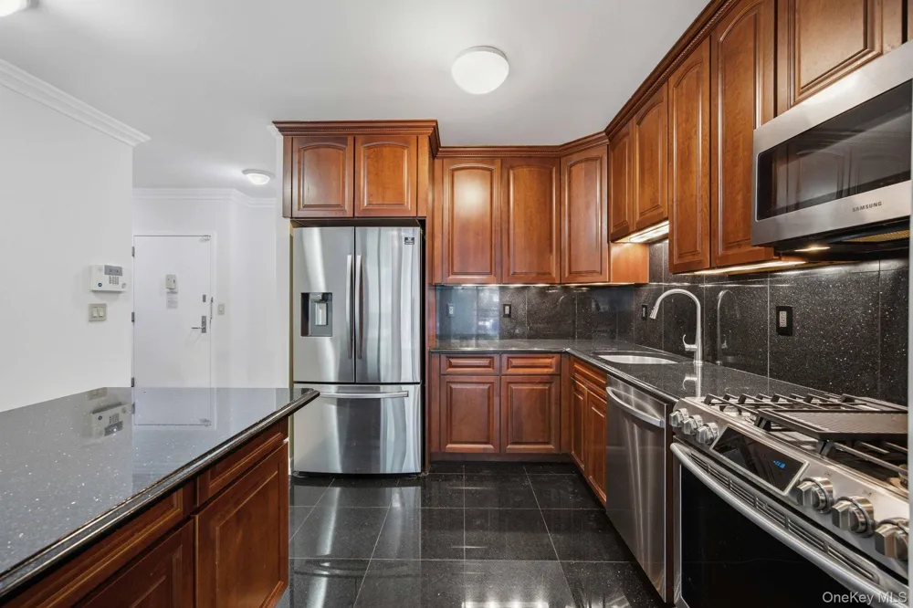 23 E 128th Street #2F New York (Manhattan), NY 10035