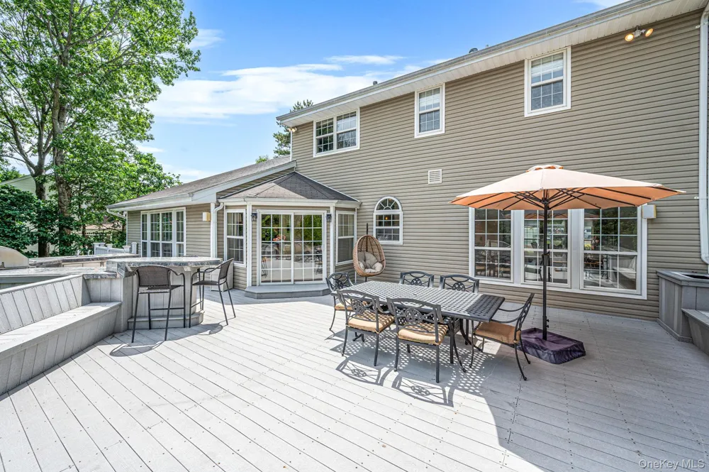 20 Hancock Court South Setauket, NY 11720