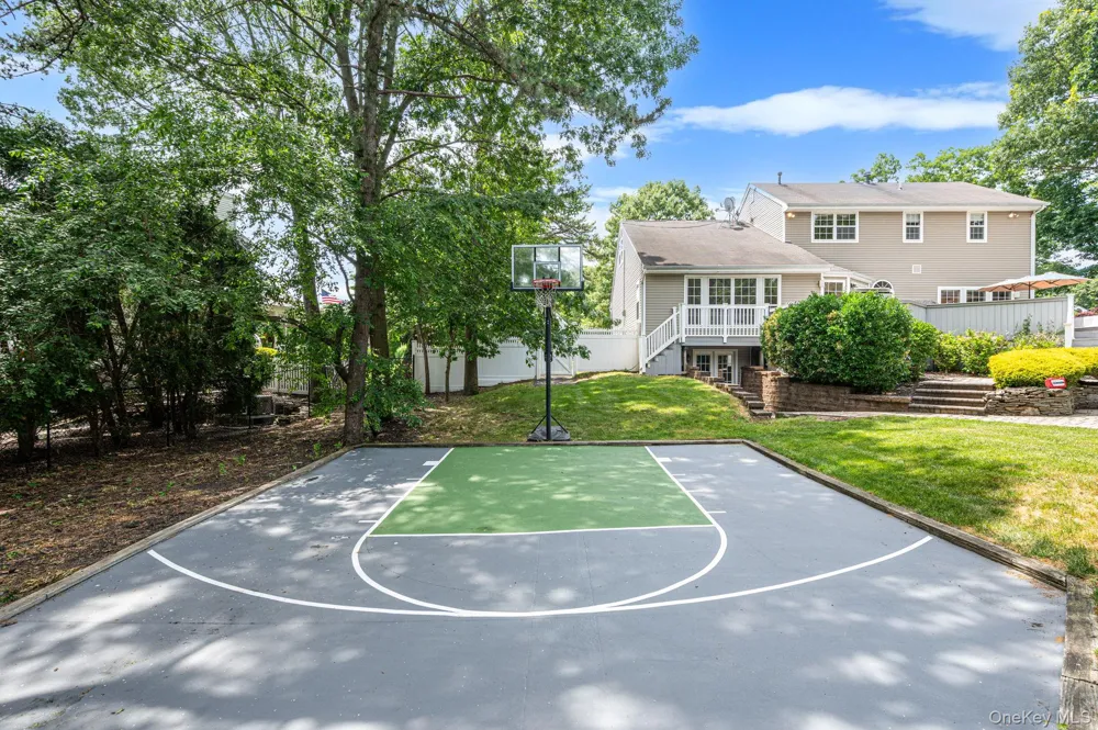 20 Hancock Court South Setauket, NY 11720