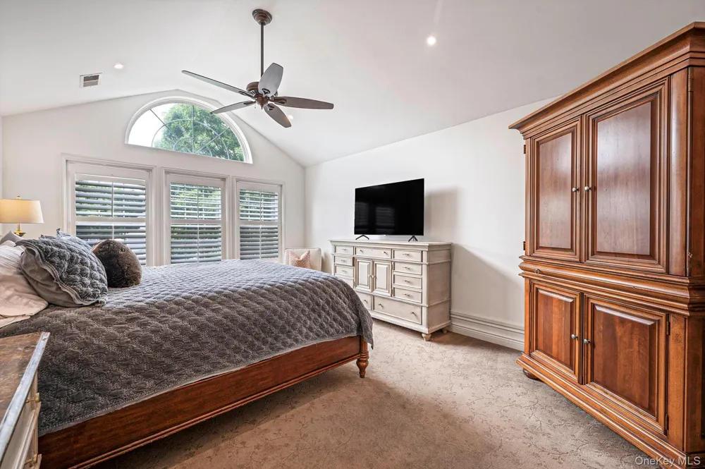 20 Hancock Court South Setauket, NY 11720