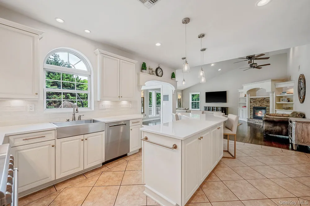 20 Hancock Court South Setauket, NY 11720