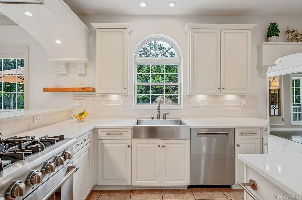 20 Hancock Court South Setauket, NY 11720