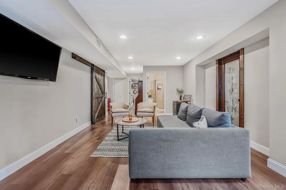 20 Hancock Court South Setauket, NY 11720