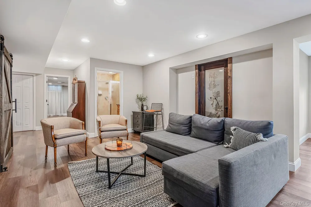 20 Hancock Court South Setauket, NY 11720