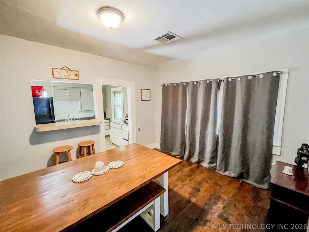 1019 S Stockton Ada, OK 74820
