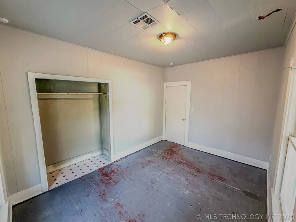 1019 S Stockton Ada, OK 74820