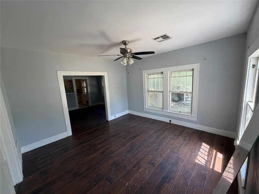 1019 S Stockton Ada, OK 74820