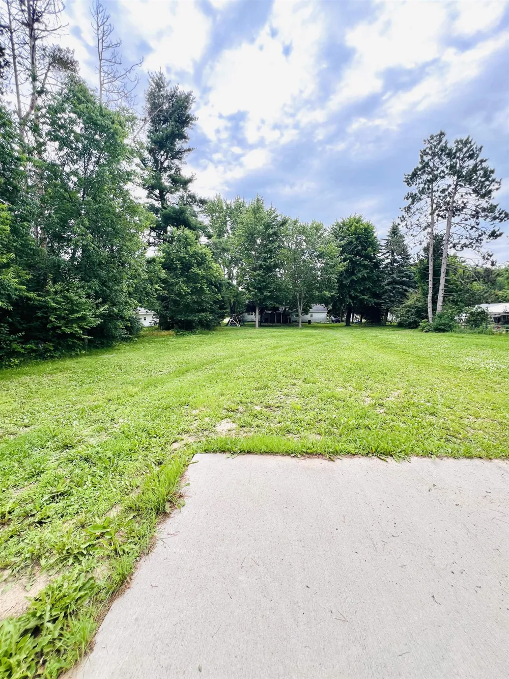 259 Morey Road Caldwell Township, MI 49651