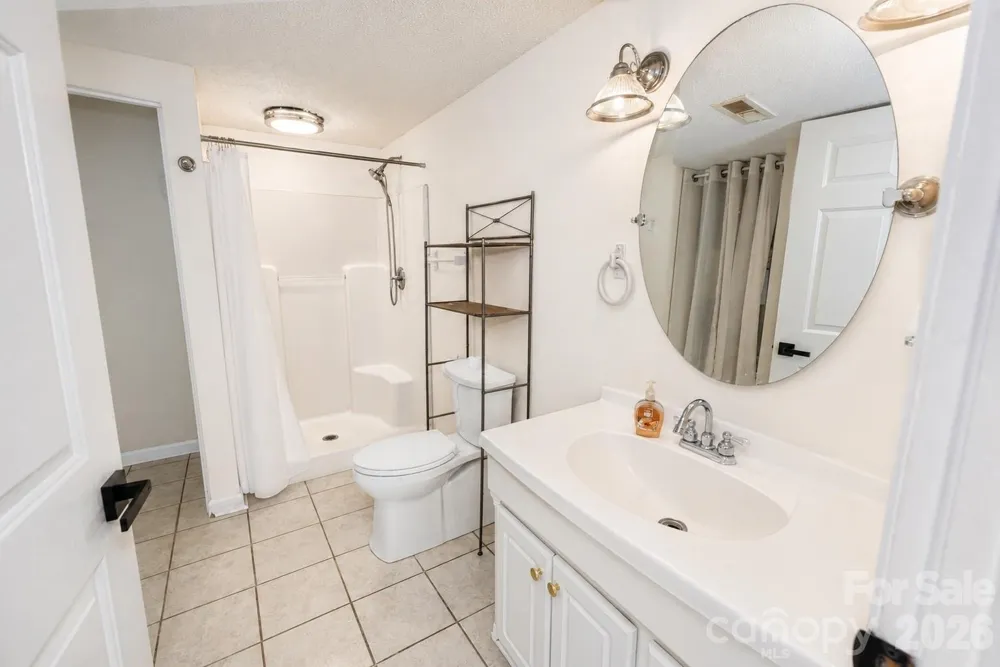 3237 Annex Street Conover, NC 28613