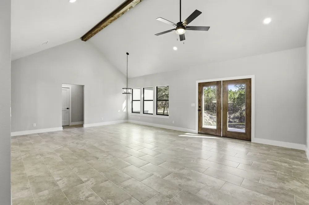 1615 Rocky Ridge Loop Canyon Lake, TX 78133