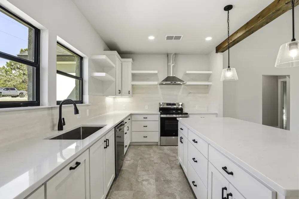 1615 Rocky Ridge Loop Canyon Lake, TX 78133