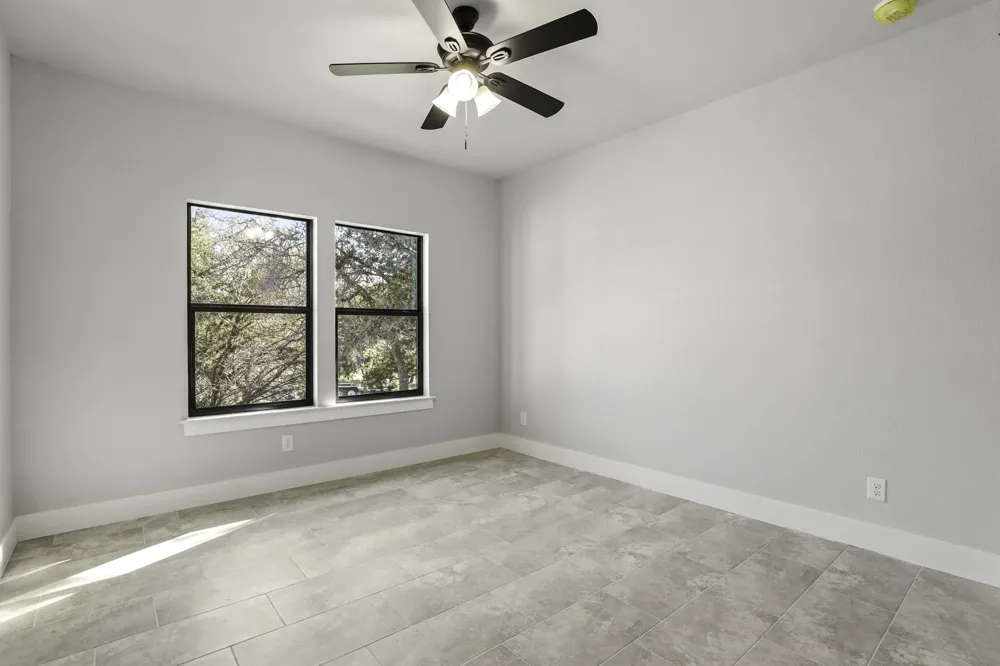 1615 Rocky Ridge Loop Canyon Lake, TX 78133