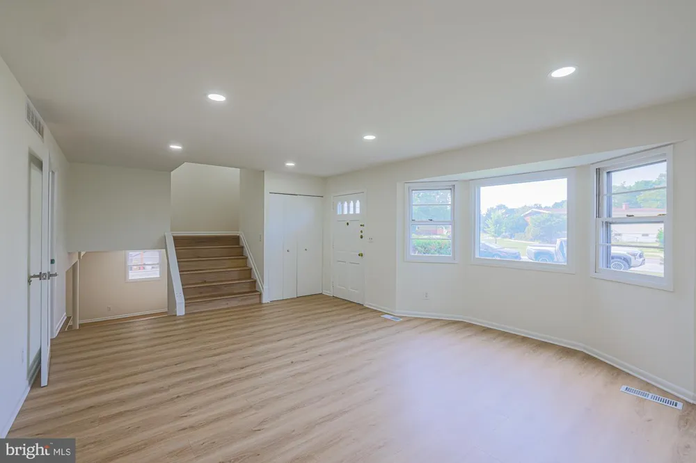 2607 SMITH AVENUE Baltimore, MD 21209