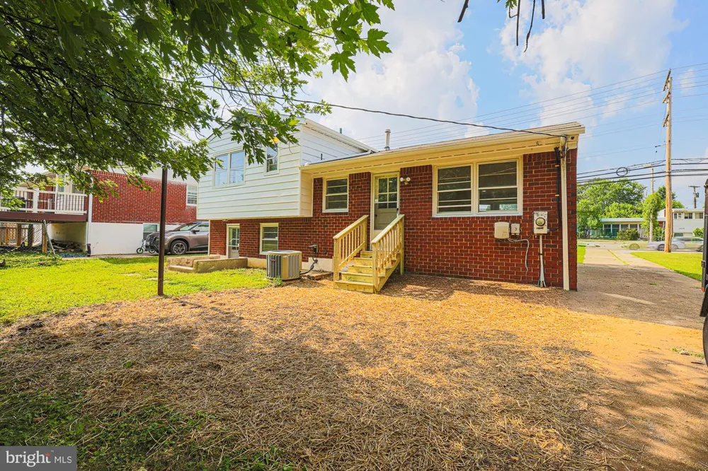 2607 SMITH AVENUE Baltimore, MD 21209