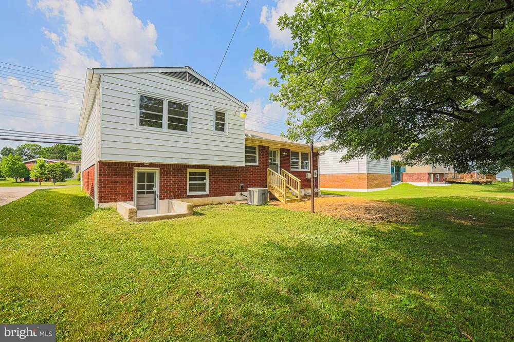 2607 SMITH AVENUE Baltimore, MD 21209