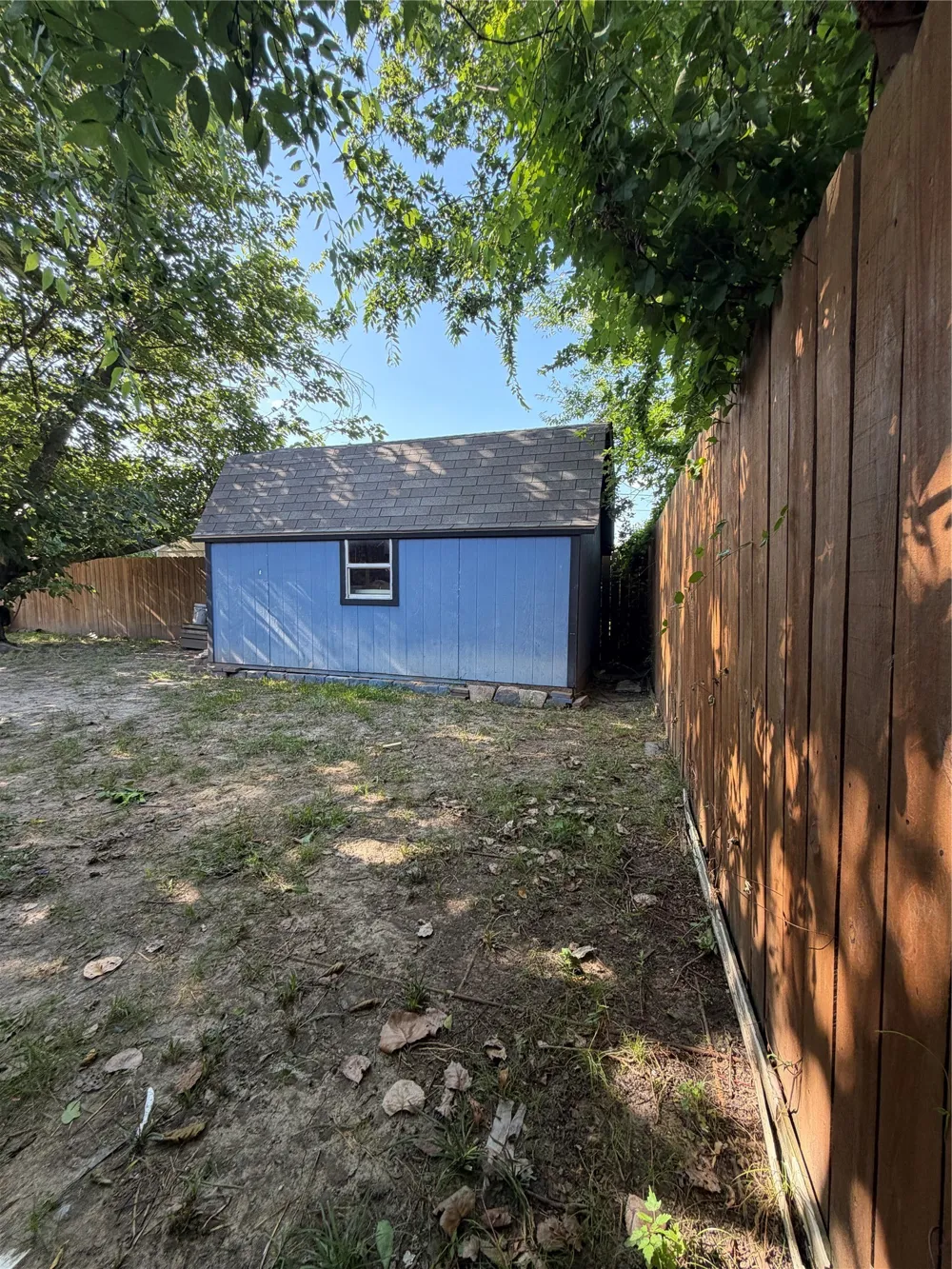 2406 W Broadview Street Greenville, TX 75402