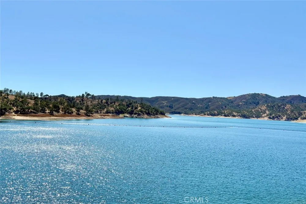 2102 Clamath Court Paso Robles, CA 93446