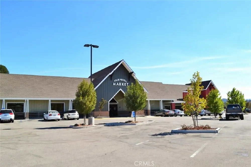2102 Clamath Court Paso Robles, CA 93446