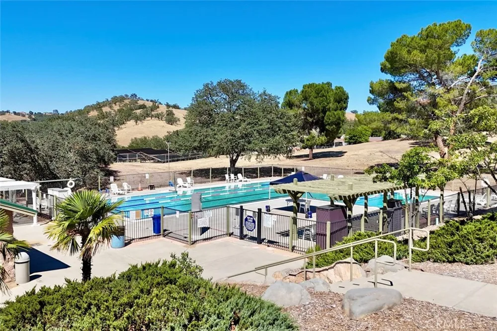 2102 Clamath Court Paso Robles, CA 93446