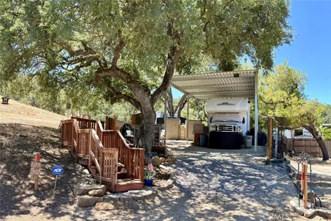 2102 Clamath Court