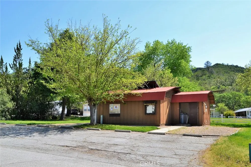 2102 Clamath Court Paso Robles, CA 93446