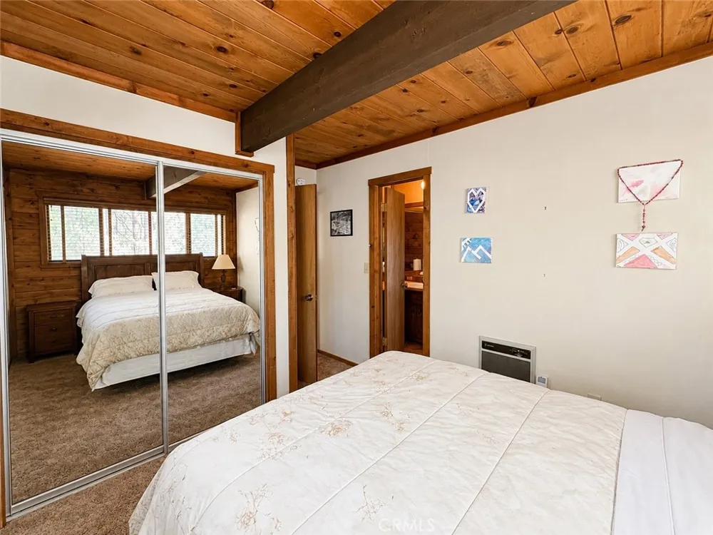 24910 Walters Idyllwild, CA 92549