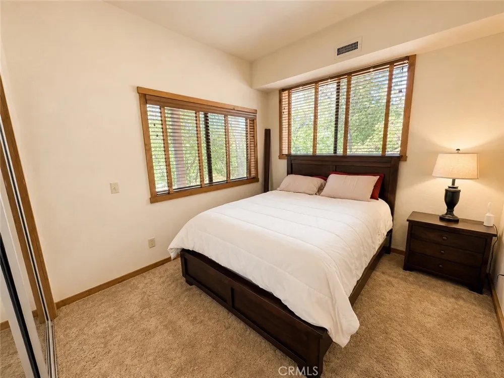 24910 Walters Idyllwild, CA 92549