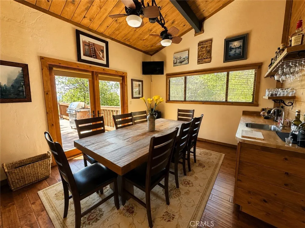 24910 Walters Idyllwild, CA 92549