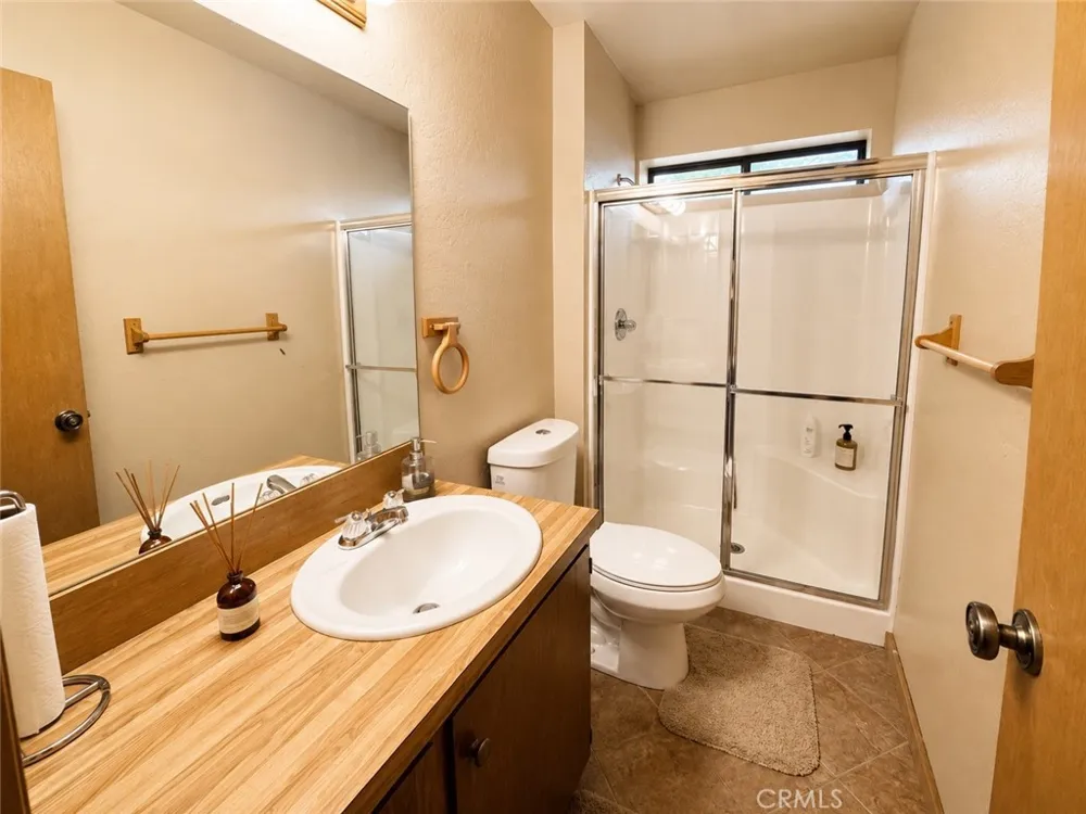 24910 Walters Idyllwild, CA 92549