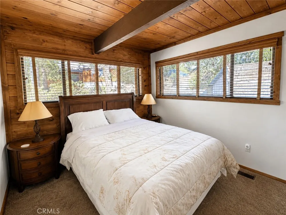 24910 Walters Idyllwild, CA 92549