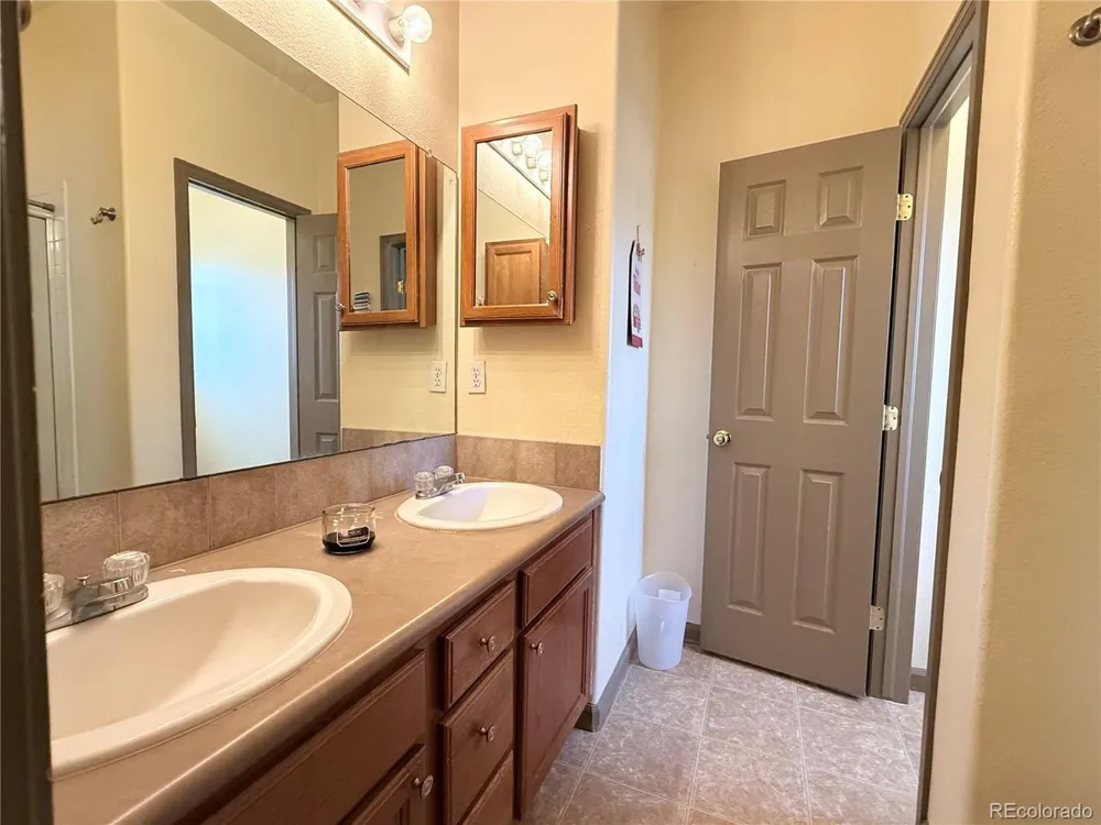 2292 Asoka Street Strasburg, CO 80136