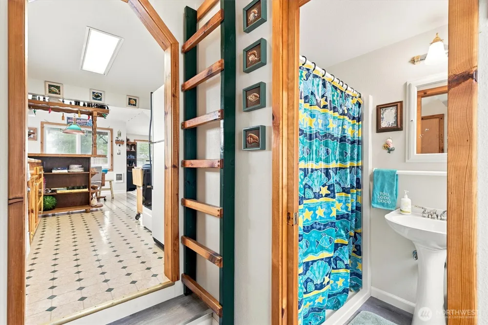 26202 R STREET Ocean Park, WA 98640