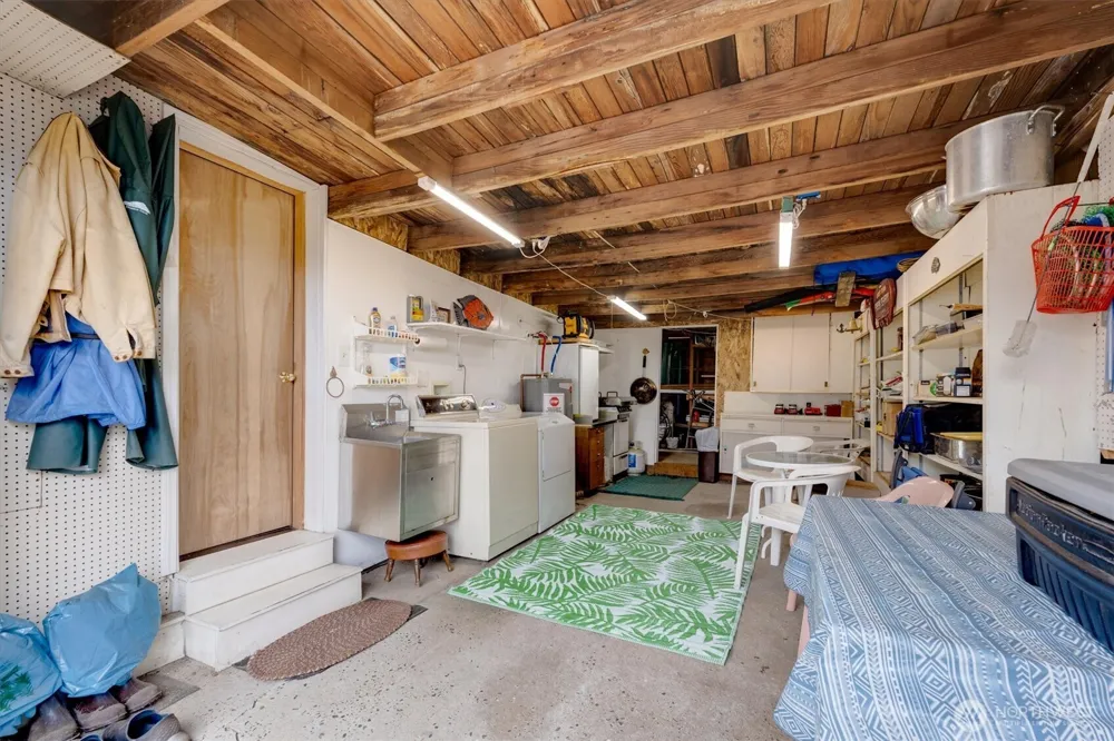 26202 R STREET Ocean Park, WA 98640