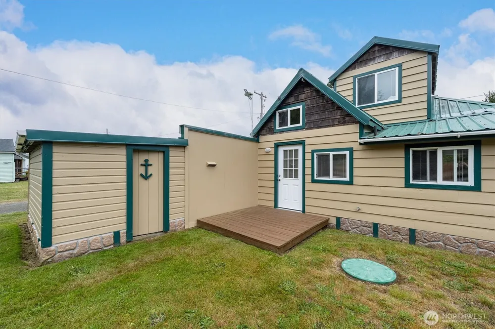 26202 R STREET Ocean Park, WA 98640