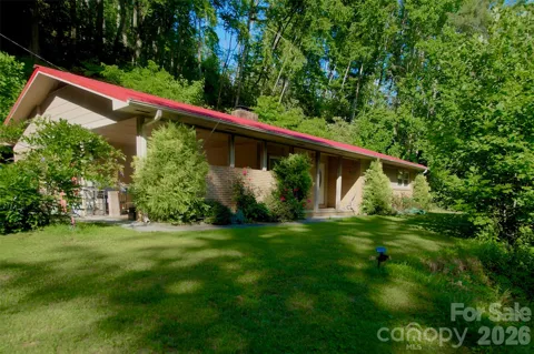 583 Deer Park Lake Road