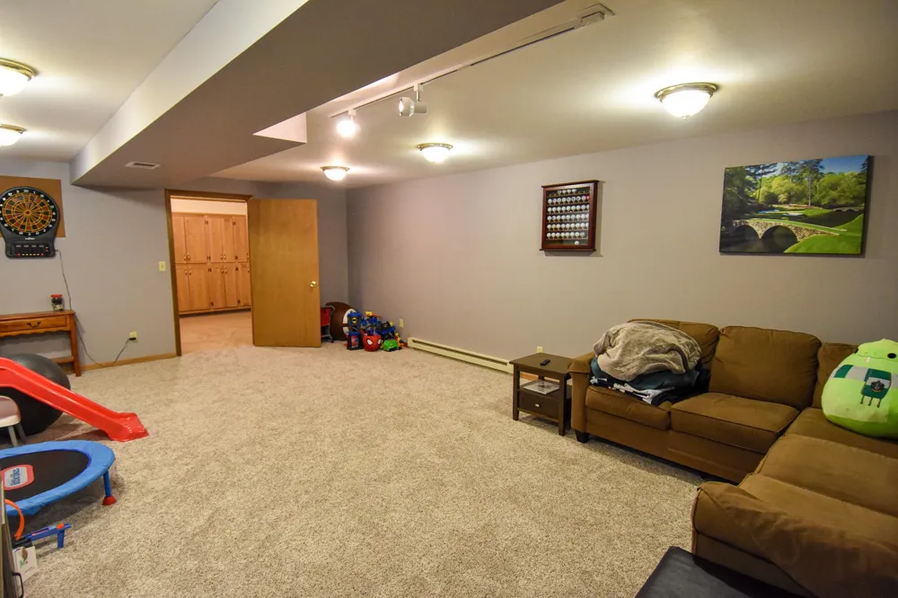 808 Alice Drive Thief River Falls, MN 56701