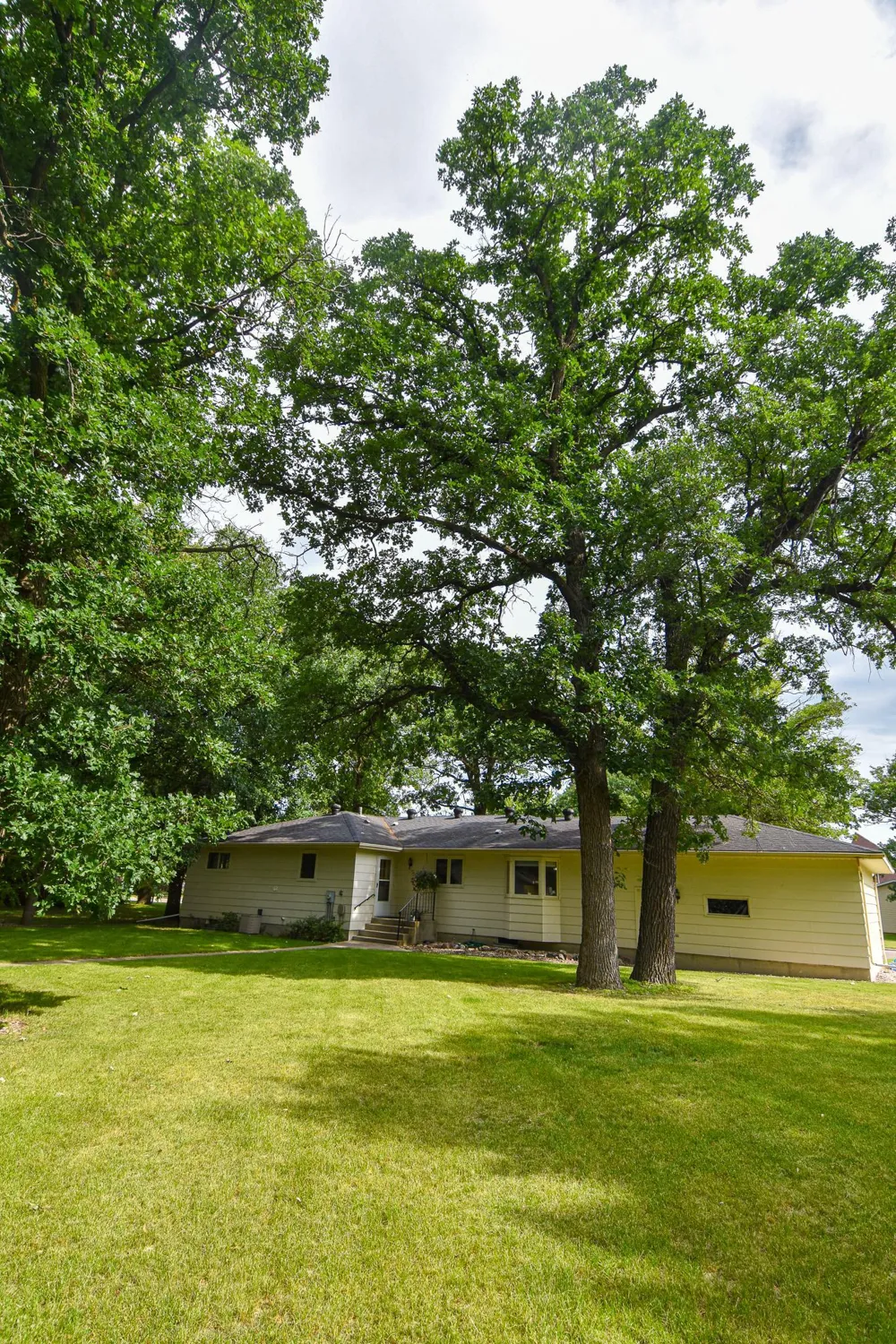 808 Alice Drive Thief River Falls, MN 56701