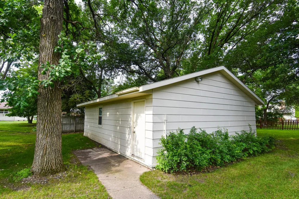808 Alice Drive Thief River Falls, MN 56701