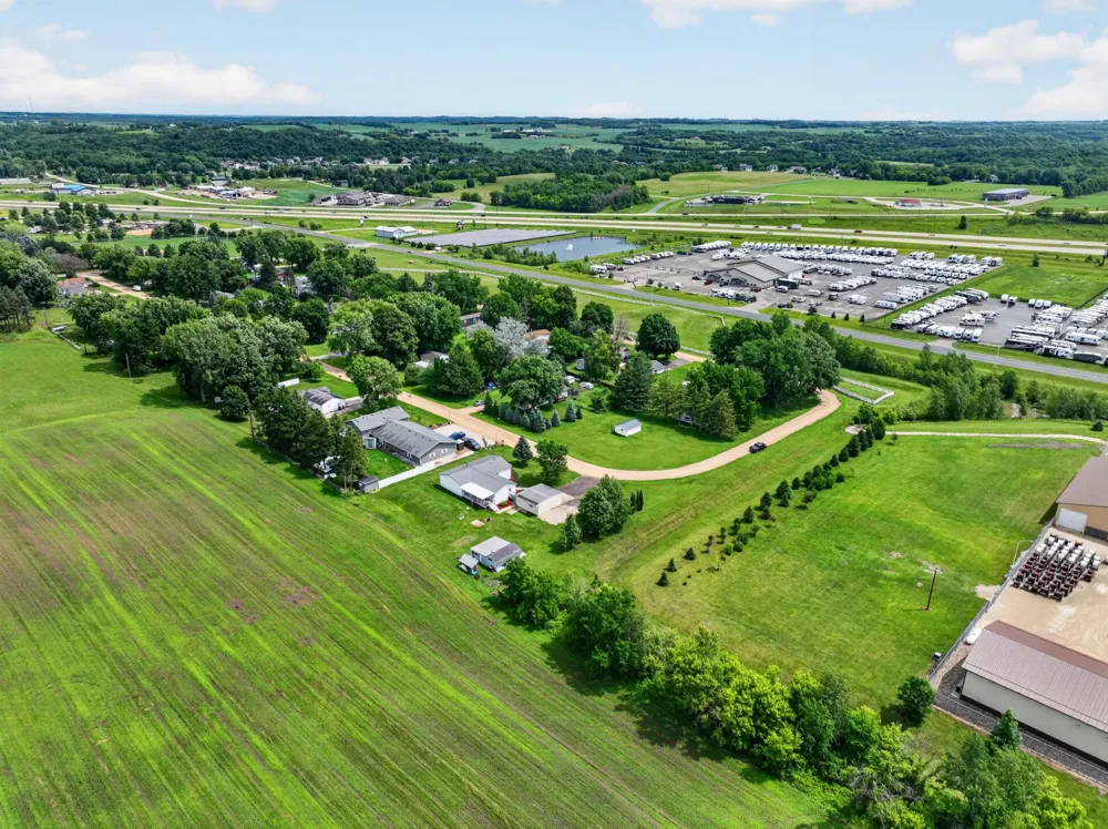 1445 1st Avenue SW Oronoco, MN 55960