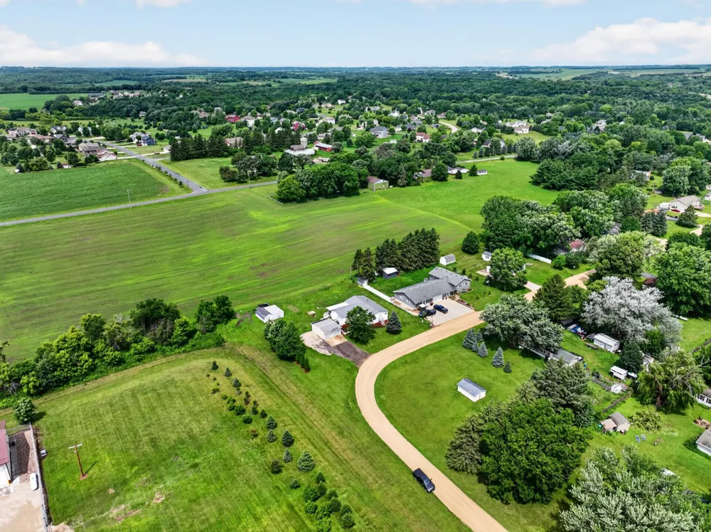 1445 1st Avenue SW Oronoco, MN 55960