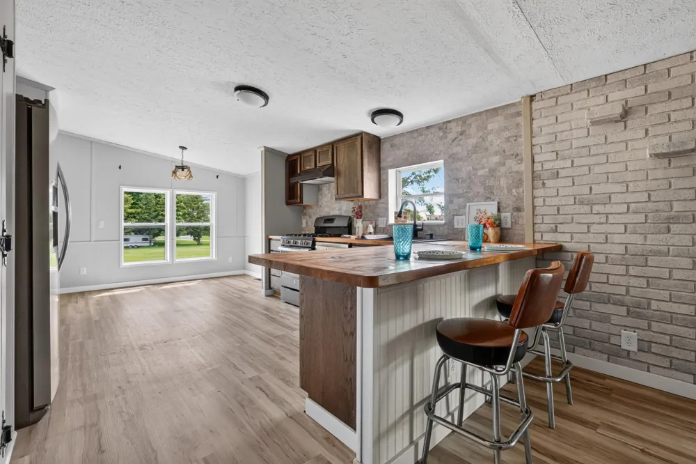 1445 1st Avenue SW Oronoco, MN 55960
