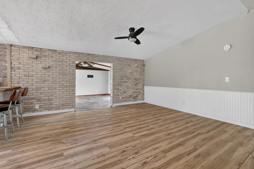 1445 1st Avenue SW Oronoco, MN 55960