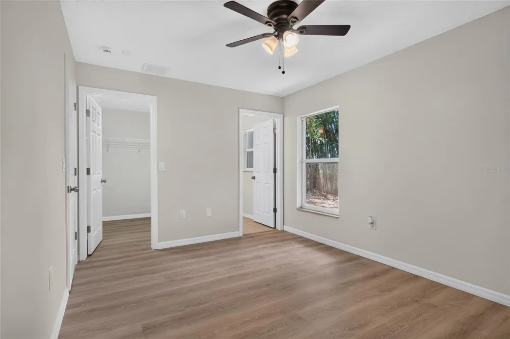 1004 17TH AVENUE W Bradenton, FL 34205